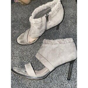 MI.IM Shaye Heeled Sandal Open Toe Suede Size 10